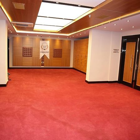 Atasehir Palace Hotel & Conference Istanbul Exteriör bild