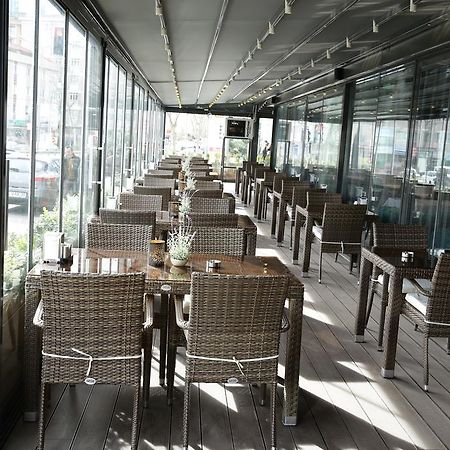 Atasehir Palace Hotel & Conference Istanbul Exteriör bild