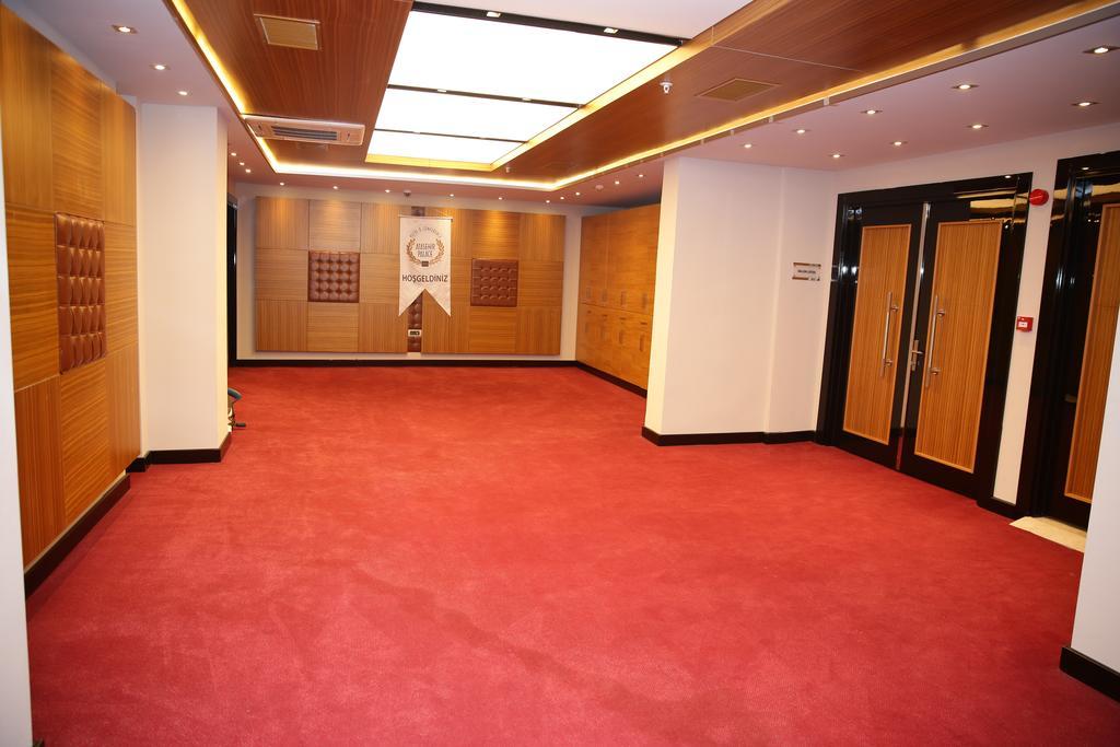 Atasehir Palace Hotel & Conference Istanbul Exteriör bild