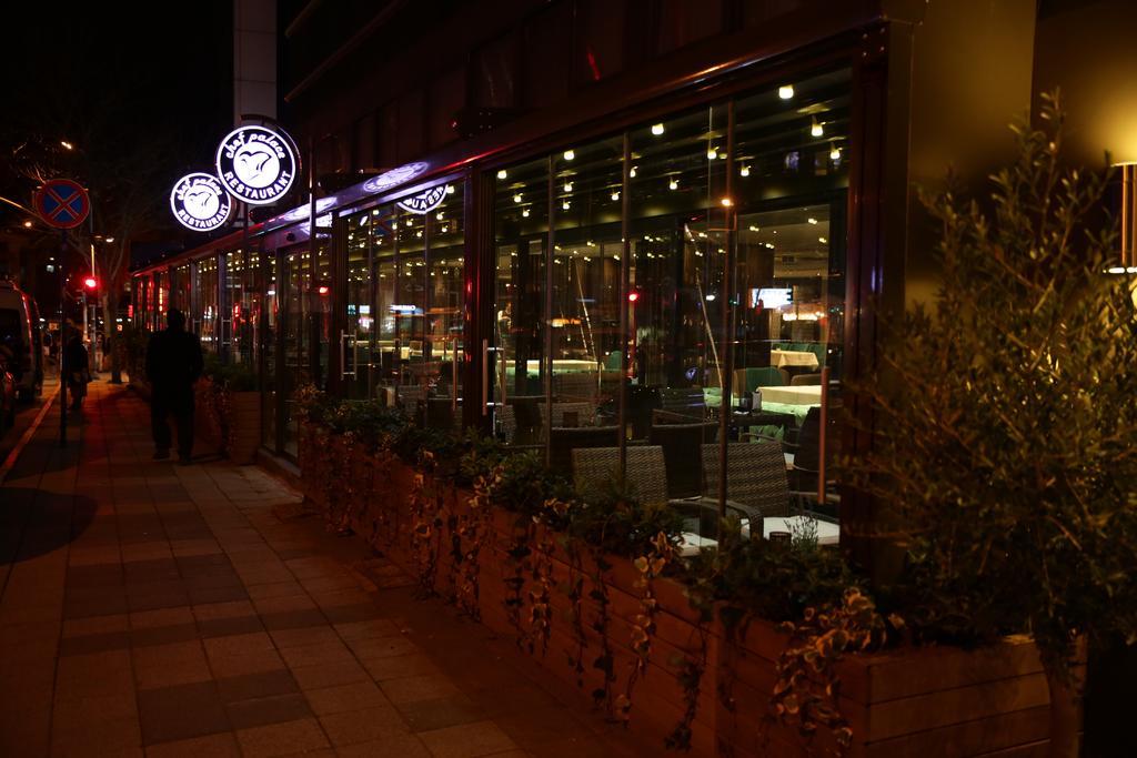 Atasehir Palace Hotel & Conference Istanbul Exteriör bild